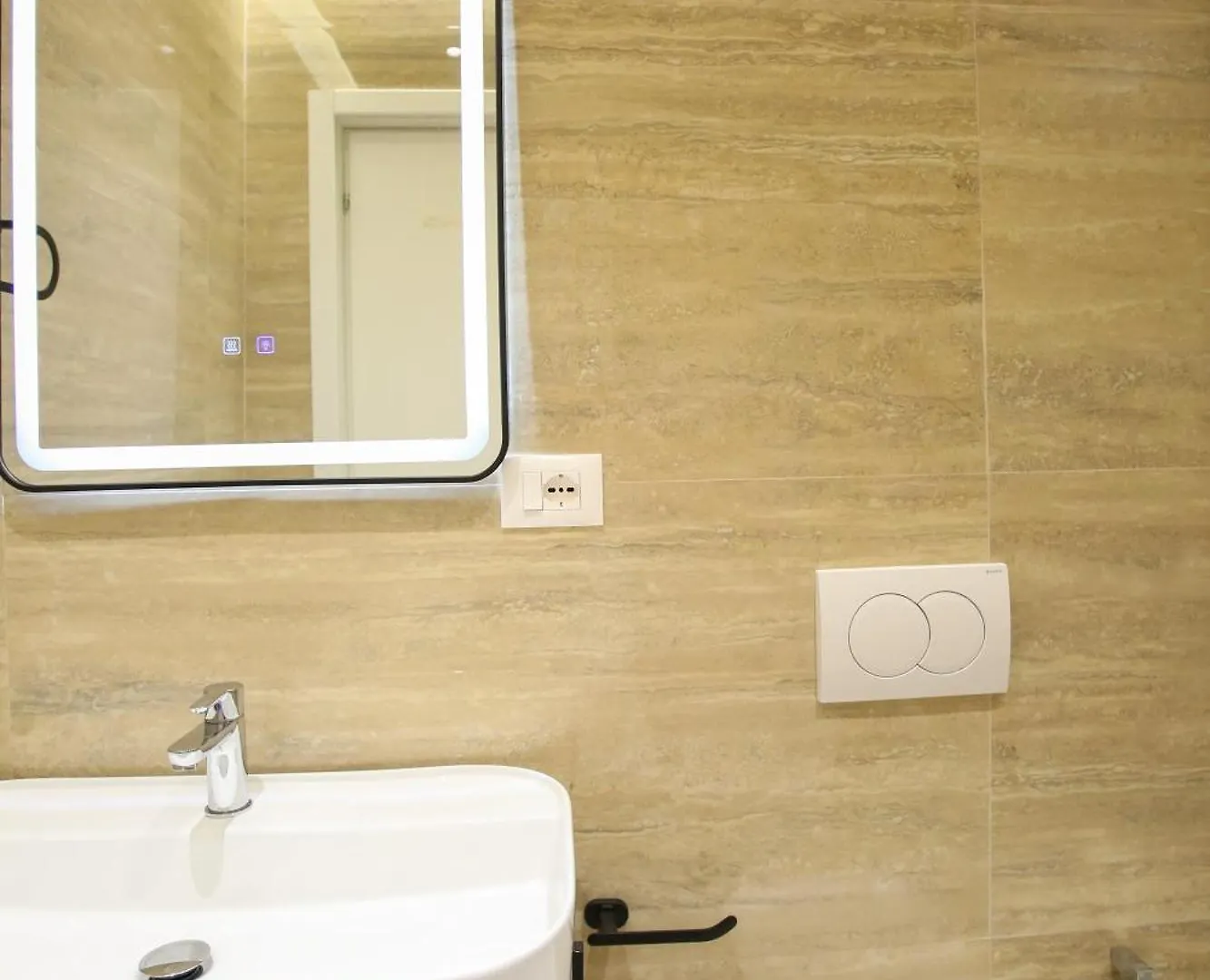 Reival Hotel Marina Vlore
