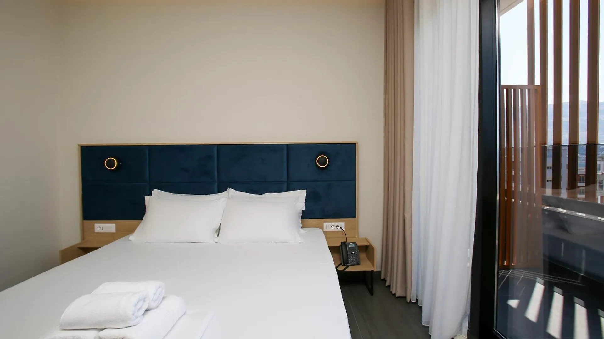 Reival Hotel Marina Vlore 0*,  Albania