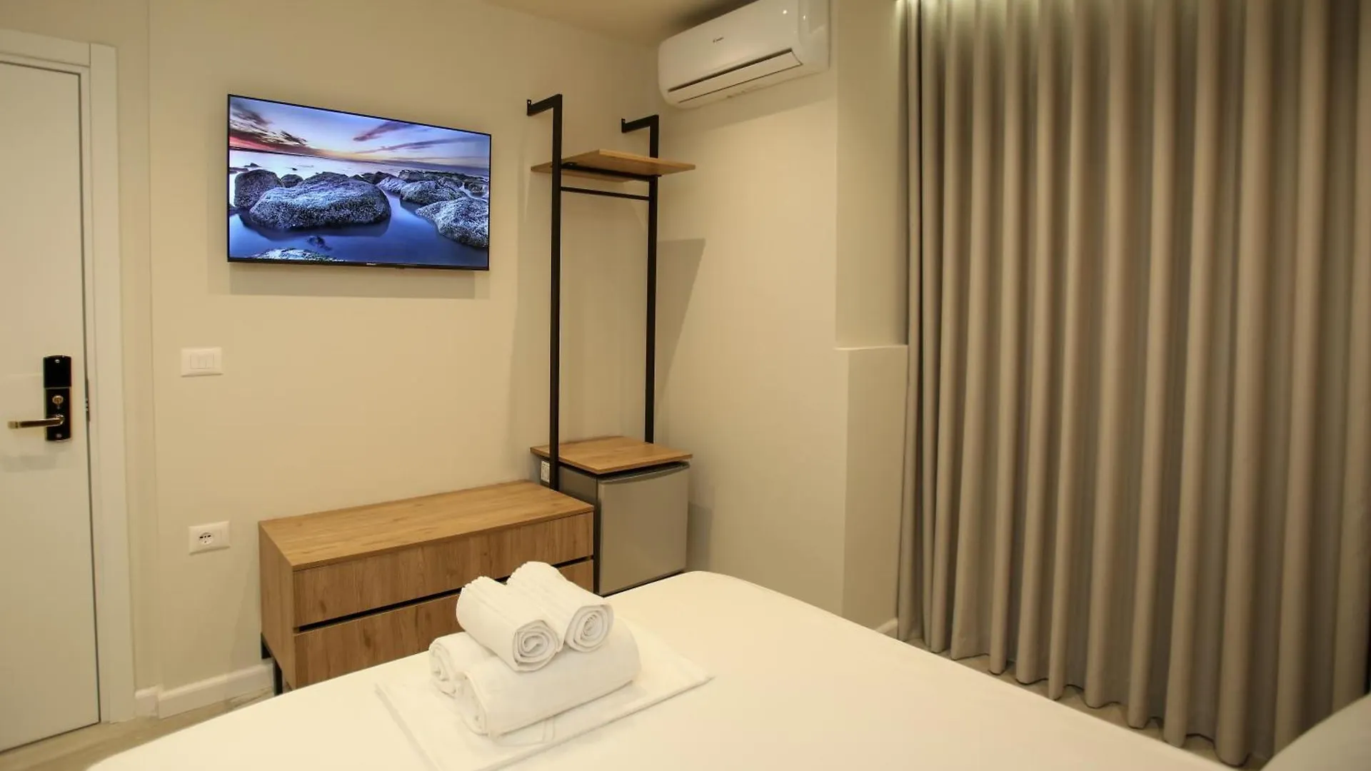 Reival Hotel Marina Vlore