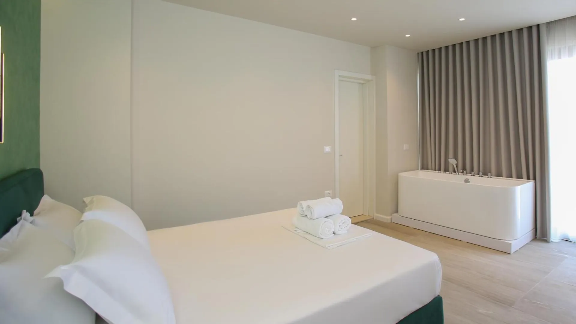 Reival Hotel Marina Vlore