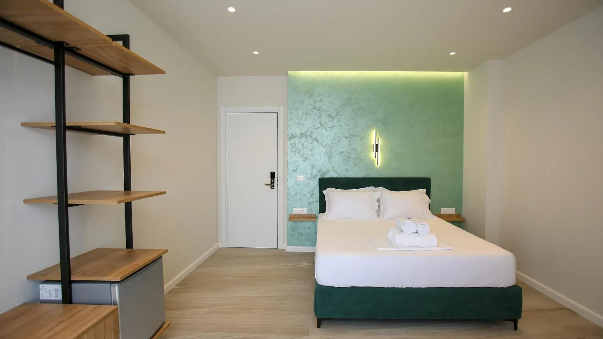 Reival Hotel Marina Vlore