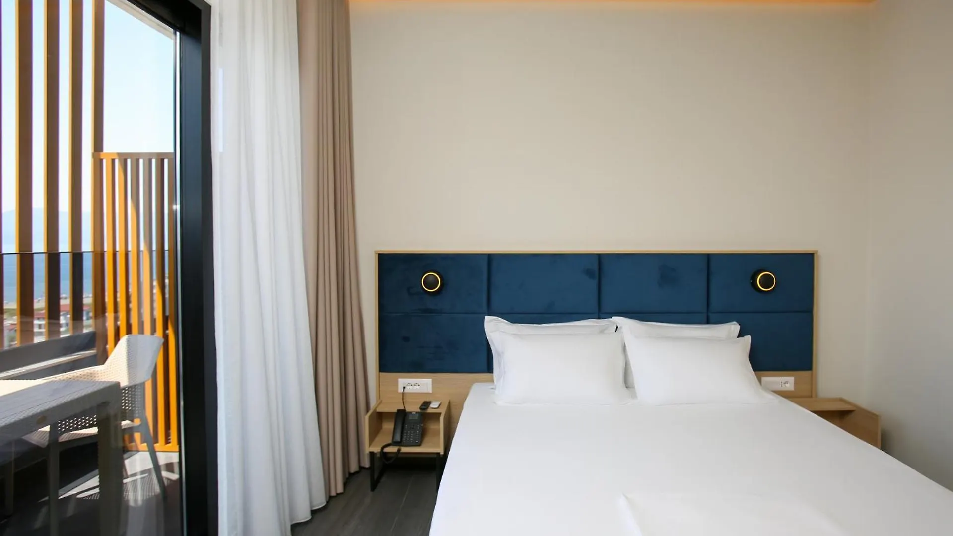 Reival Hotel Marina Vlore