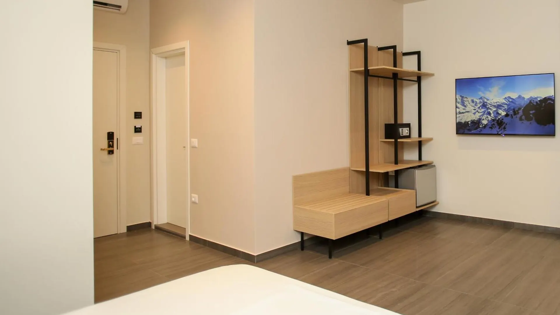 Reival Hotel Marina Vlore