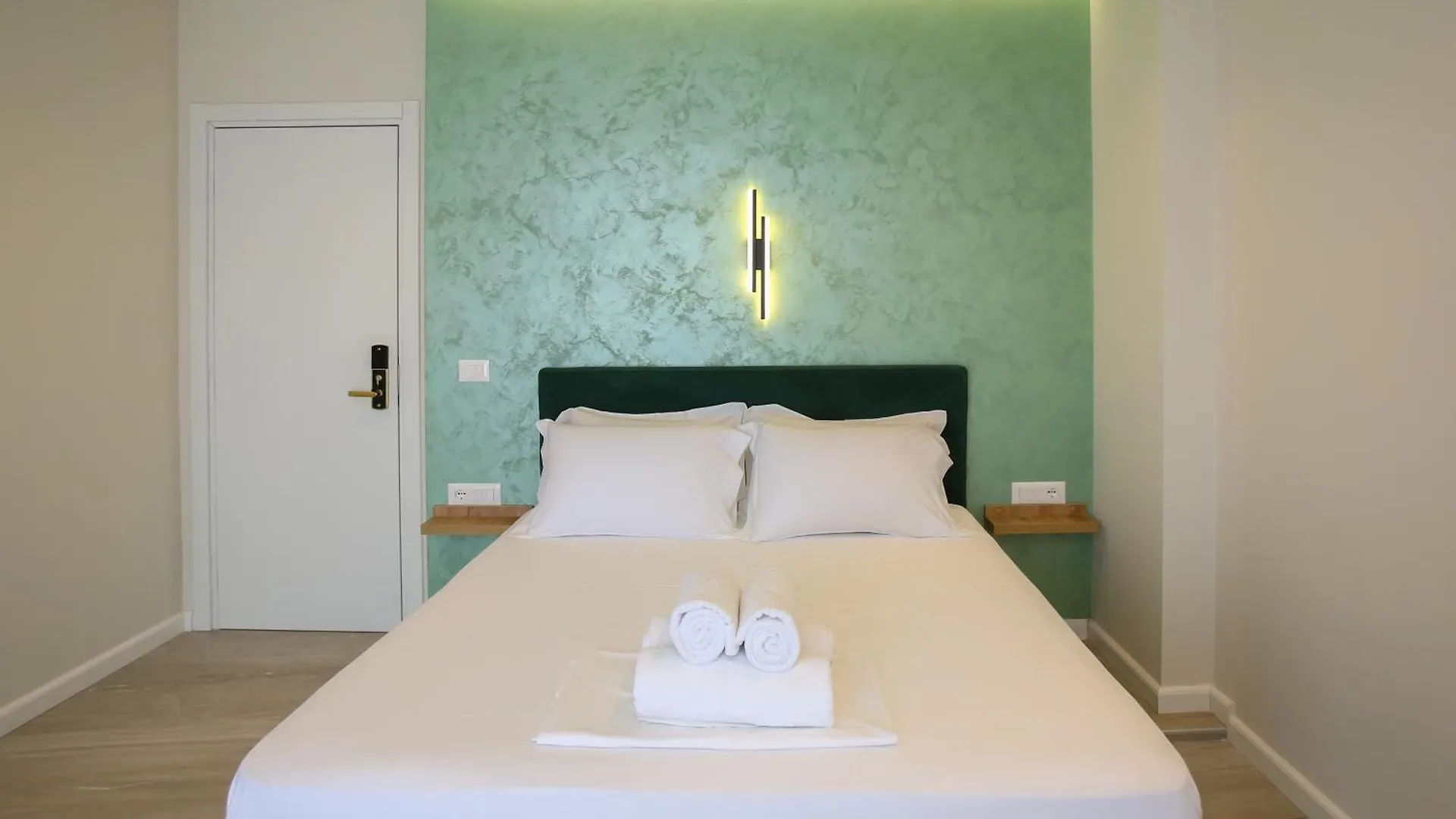 Reival Hotel Marina Vlore 0*,