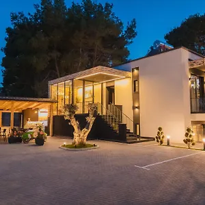 Hotel Beke, Vlorë